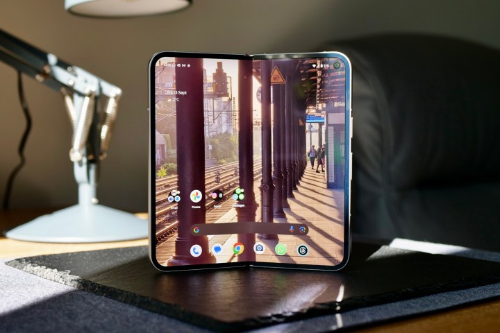 Pantalla abierta de Google Pixel 9 Pro Fold.
