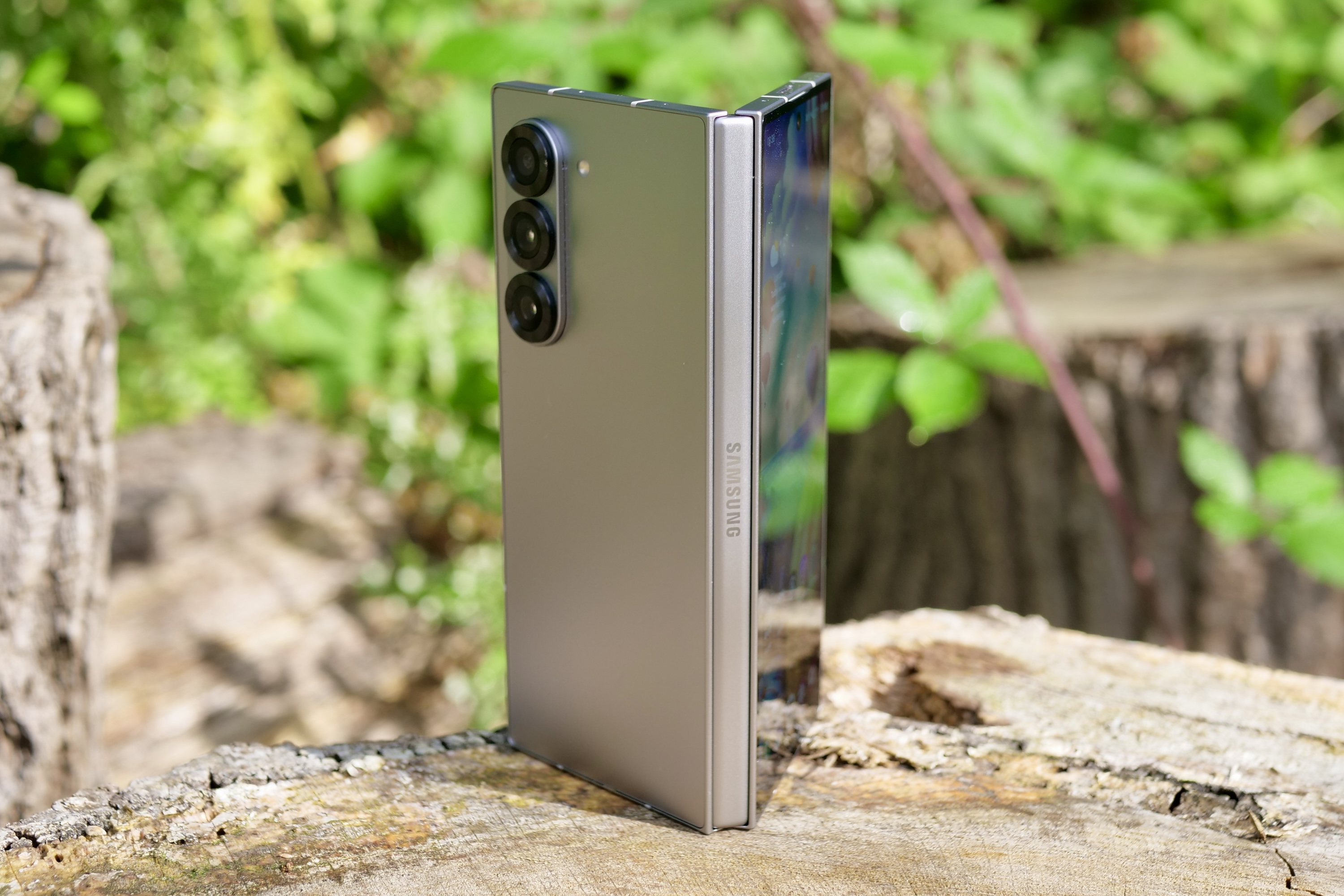 La bisagra del Samsung Galaxy Z Fold 6.