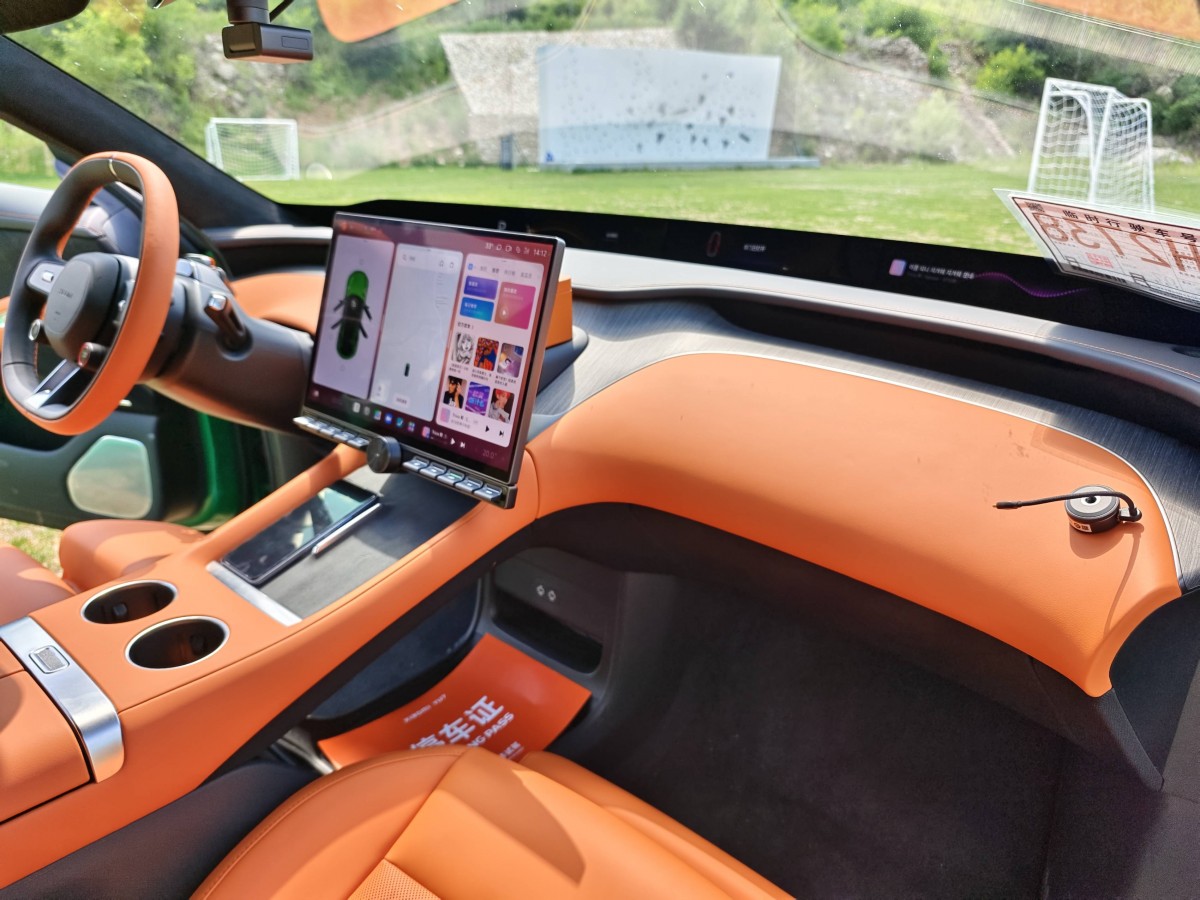 Diez características Xiaomi Yu7 tiene que Tesla Model Y solo puede soñar
