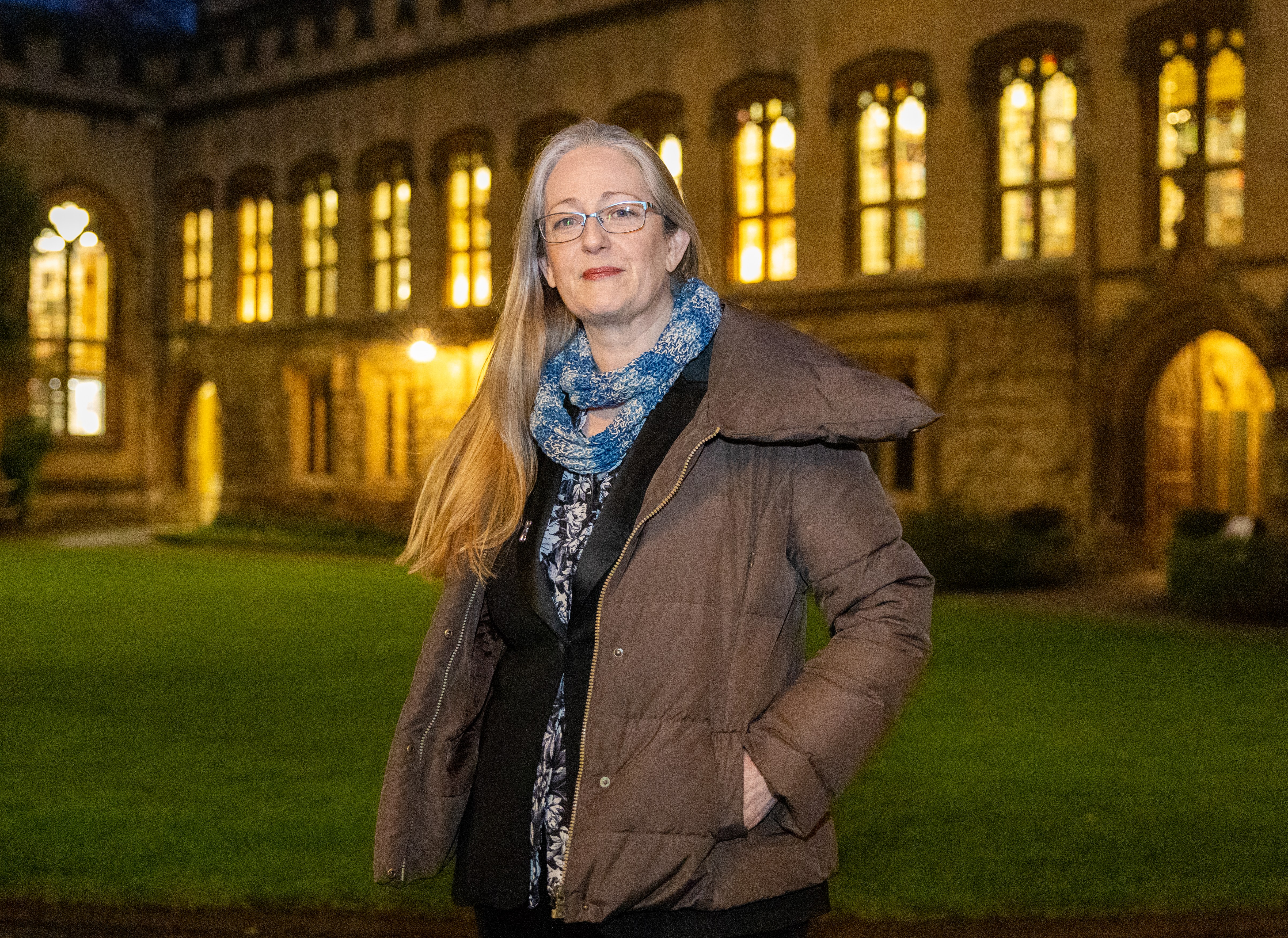 Retrato de Helen Joyce en la Unión de Oxford.