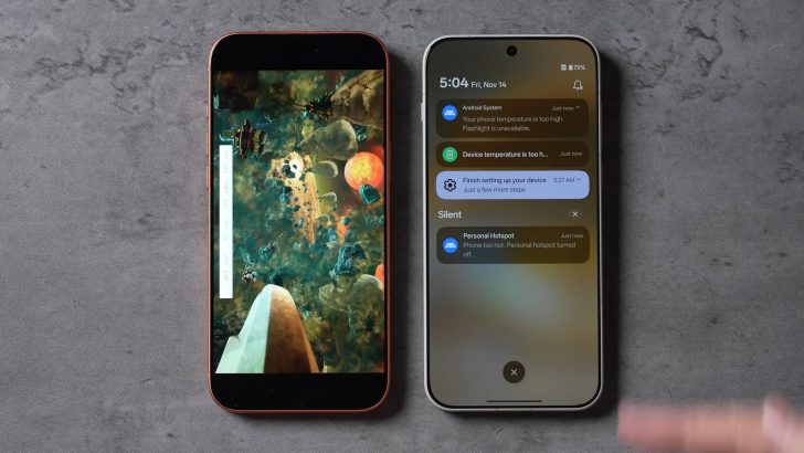 Dos teléfonos inteligentes están uno al lado del otro; el de la izquierda muestra un juego con temática espacial, mientras que el de la derecha muestra notificaciones que incluyen