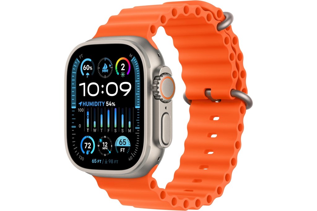 Apple Watch Ultra con correa naranja océano.