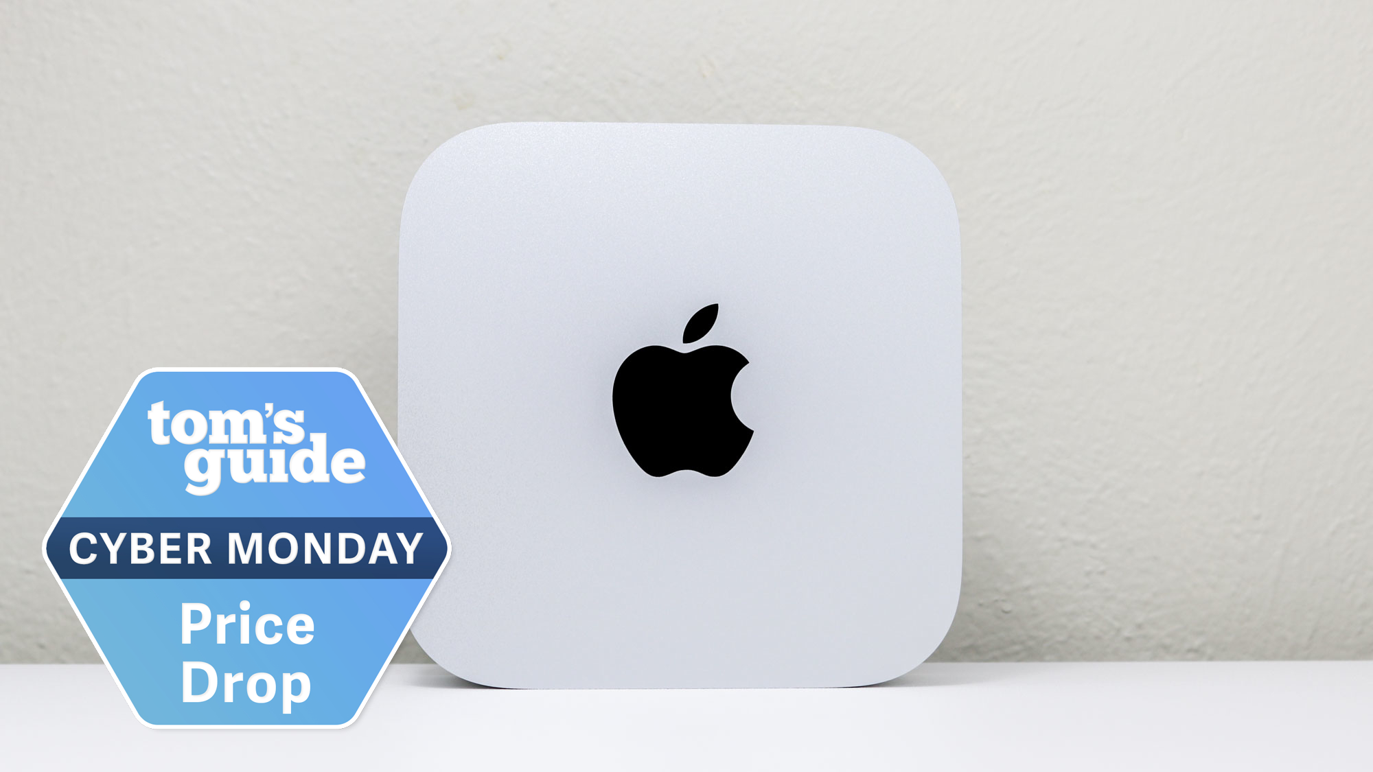 Mac mini M4 con la insignia de ofertas del Cyber ​​​​Monday de Tom's Guide