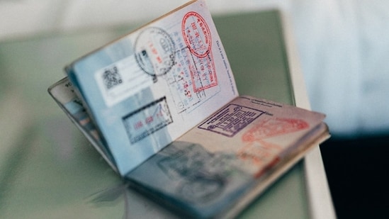 La mujer dijo que la solicitud de visa de su marido había sido rechazada dos veces, alegando las mismas razones. (Unsplash/Imagen representativa)