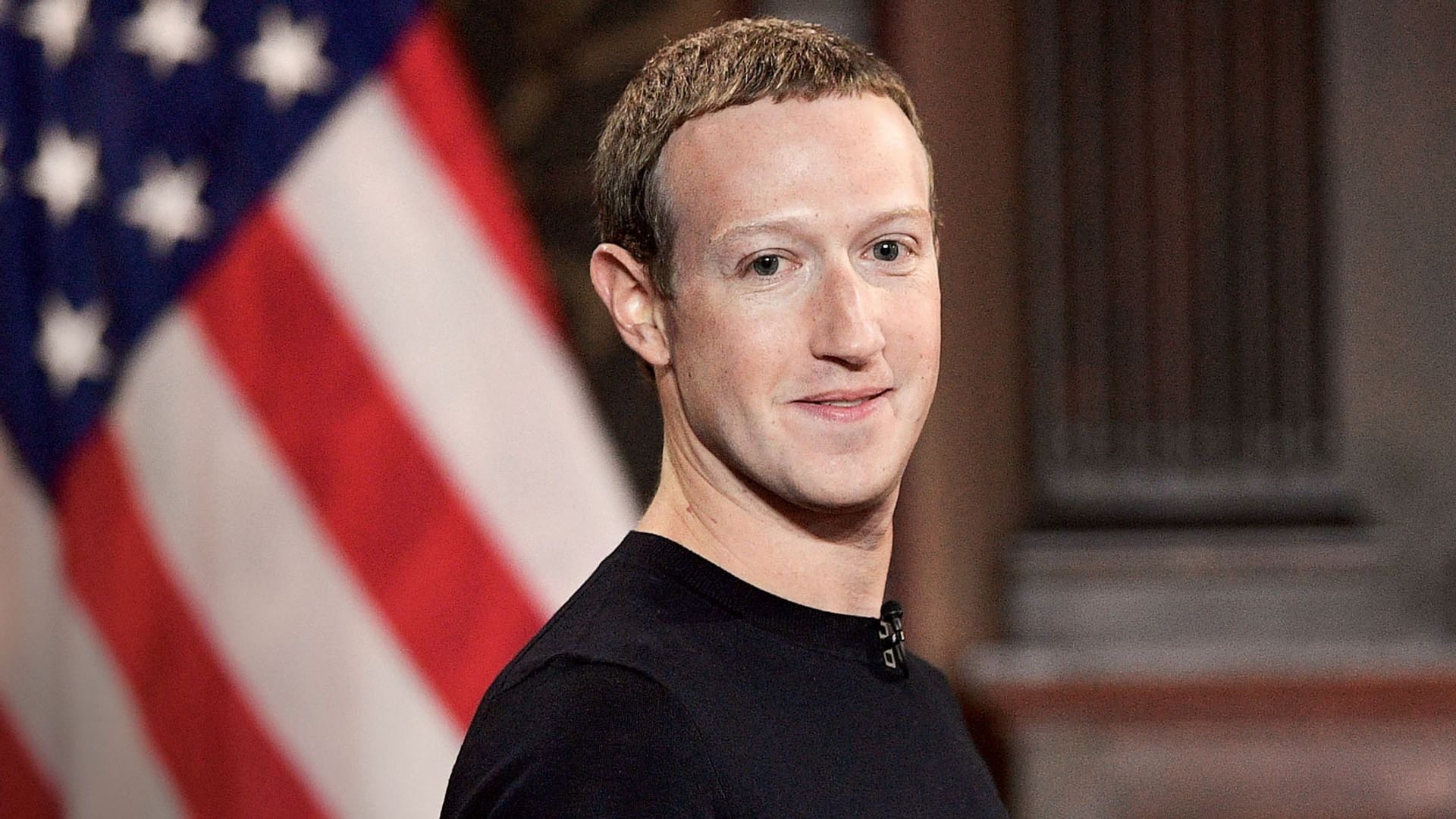 Zuckerberg: Mensaje a los empleados de Meta sorprende: su trabajo ahora es entrenar inteligencia artificial