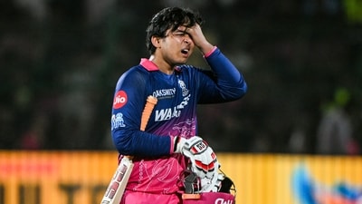Vaibhav Sooryavanshi regresa después de salir por 93 (ANI Pic Service) Vaibhav Sooryavanshi regresa después de salir por 93 (ANI Pic Service)
