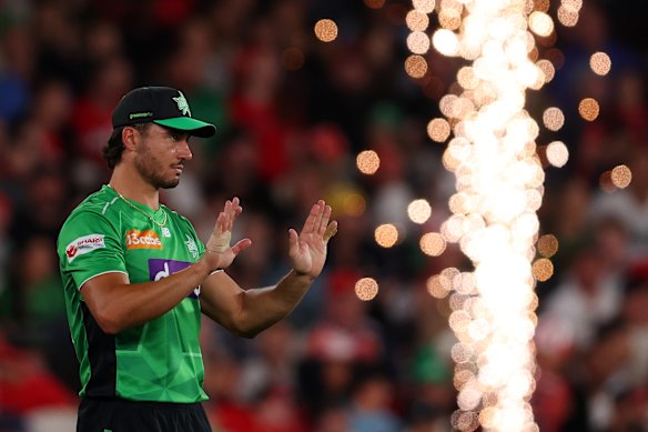 Marcus Stoinis lidera los Melbourne Stars.