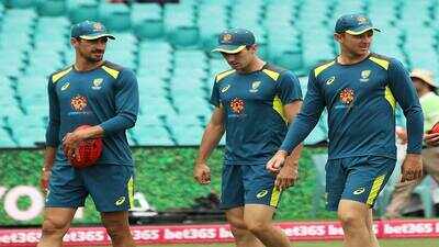 Imagen de archivo: Mitchell Starc, Pat Cummins y Josh Hazlewood (Getty Images) Copa Mundial ODI 2027: Cricket Australia respalda el envejecimiento de los Tres Grandes mientras el equipo de India enfrenta el dilema de Virat Kohli-Rohit Sharma