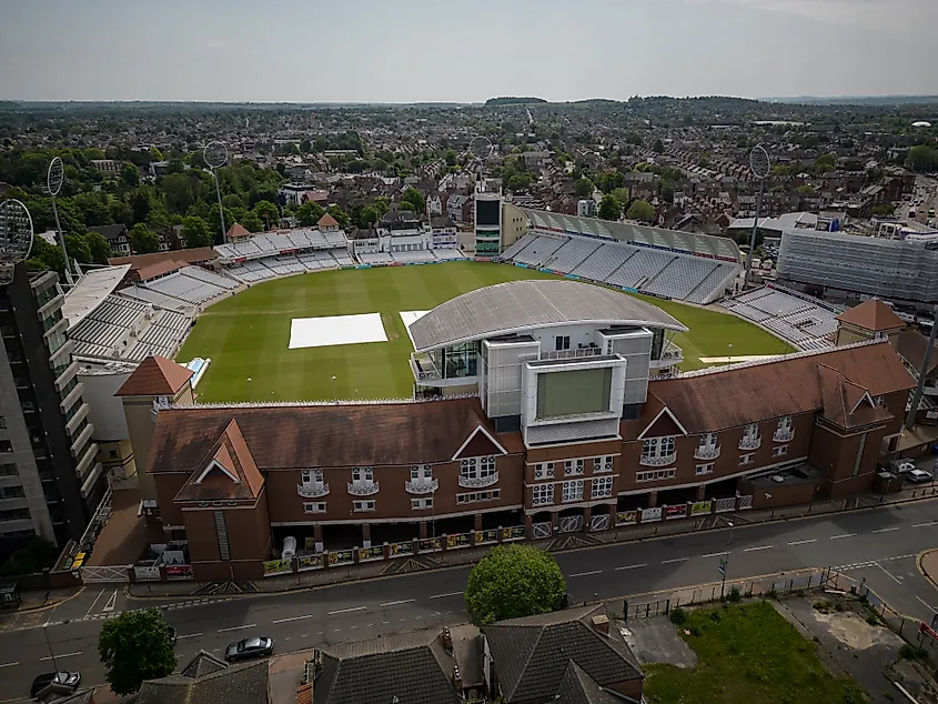 Vista aérea del estadio de críquet Nottingham Trent Bridge en Nottingham, Reino Unido. Crédito de la imagen UAV 4 a través de Shutterstock.