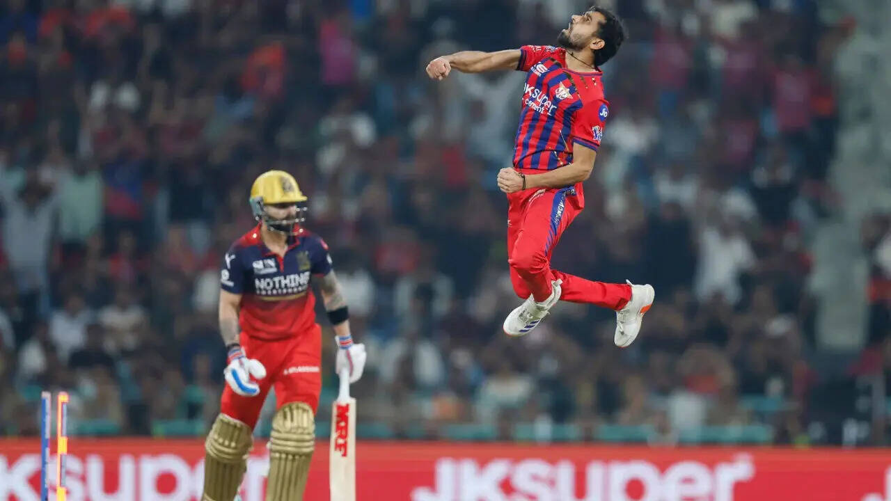 Virat Kohli y el príncipe Yadav
